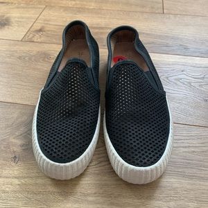 🆕Women’s Frye Camille Perf Loafer Sneakers Size 6